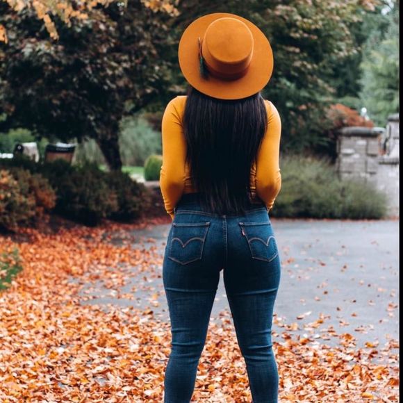 Meet the Posher Other - Meet your Posher, Sable